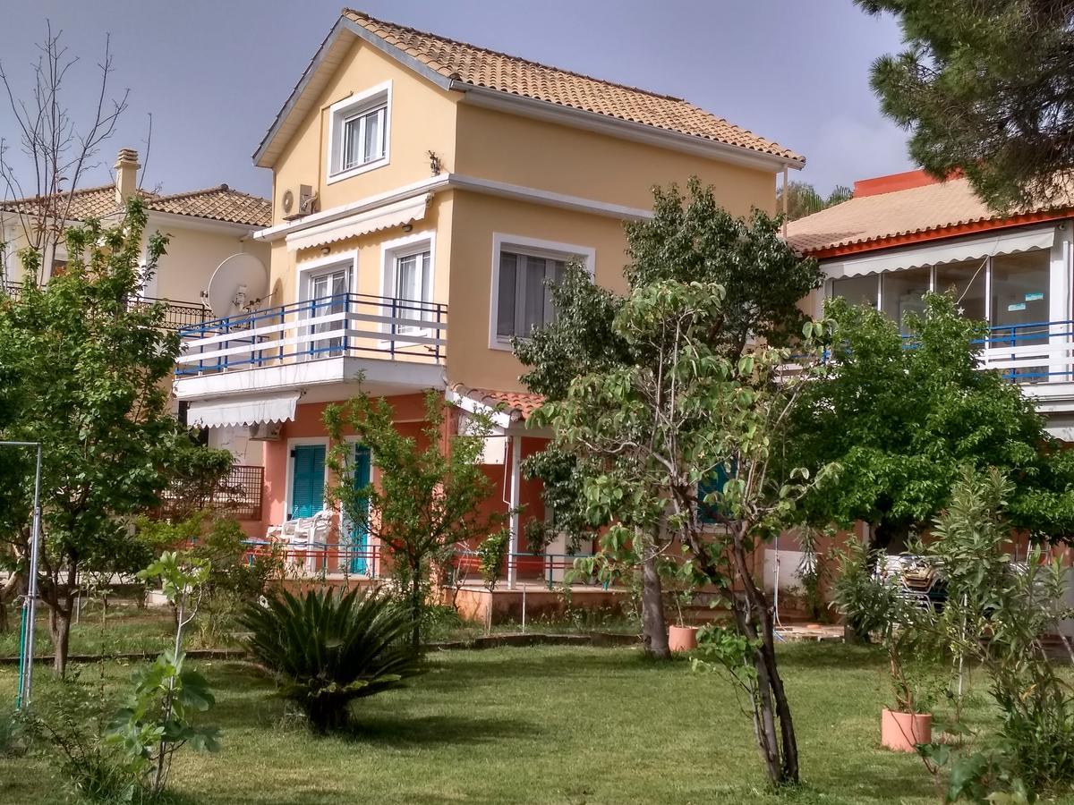 Palmyra Beachfront Apartment Nydri (Lefkada)