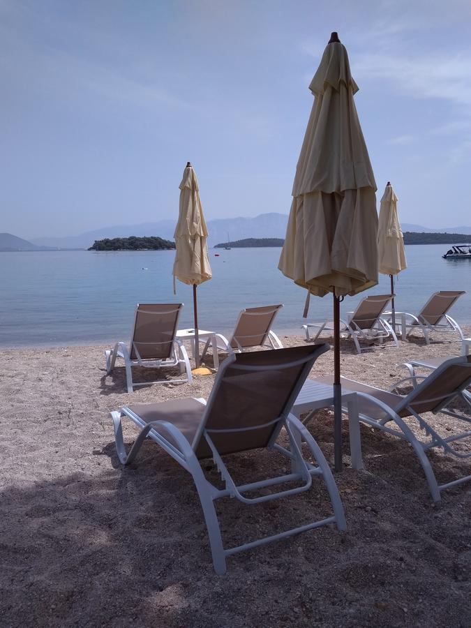 Palmyra Beachfront *
