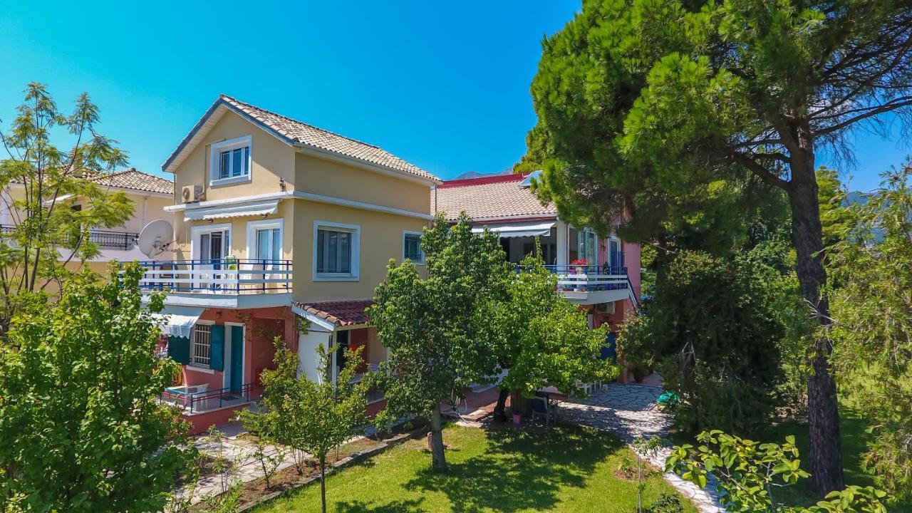 Palmyra Beachfront Apartment *